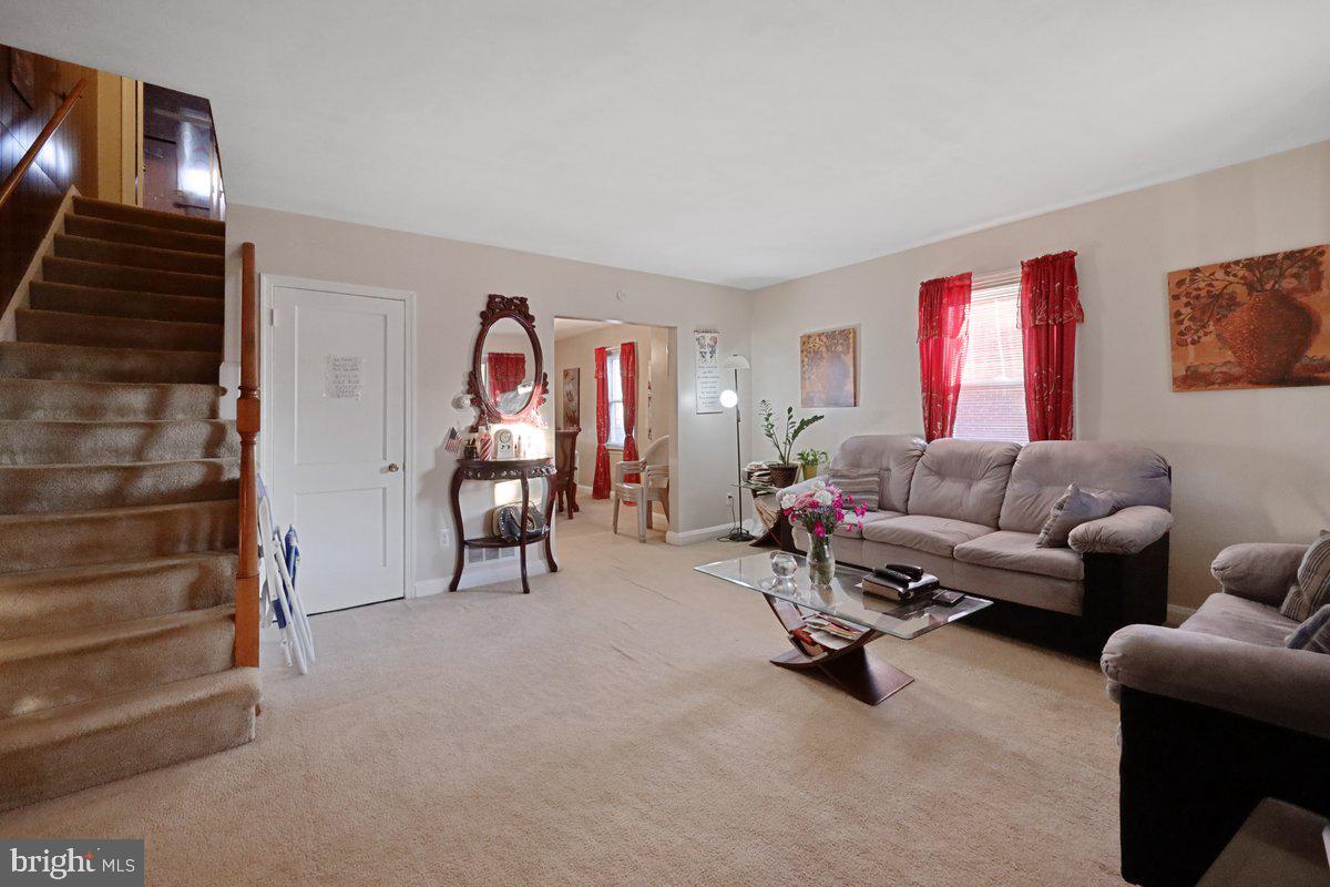 2222 Vailthorn Road Middle River, MD 21220 - Photo 4 of 10