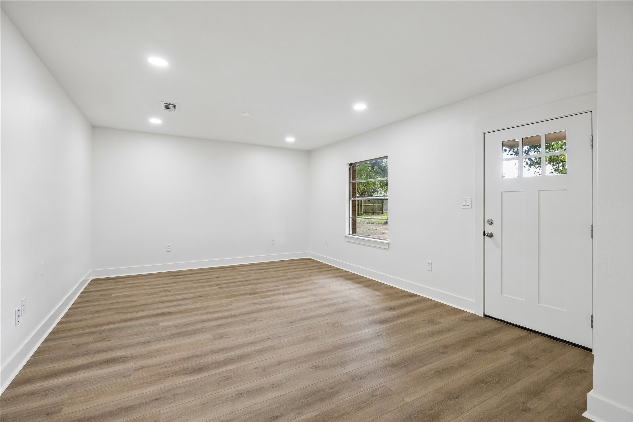 5615 Spring Cypress Road Spring, TX 77379 - Photo 3 of 22 Gallery Image 3