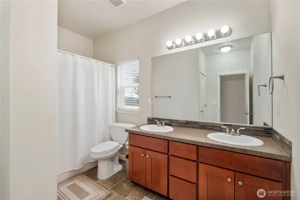 $749,990 | 25804 101st Avenue East, Graham, WA 98338