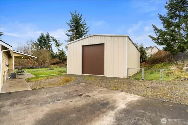 $749,990 | 25804 101st Avenue East, Graham, WA 98338