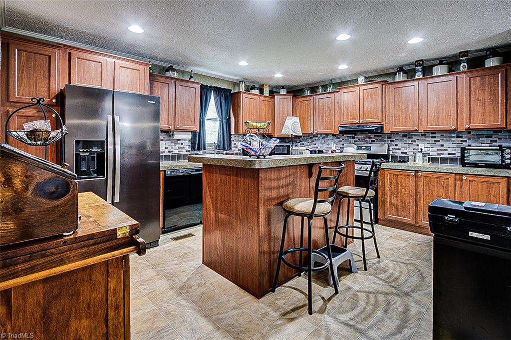 480-j C J C Teague Road Staley, NC 27355 - Photo 10 of 32 Kitchen