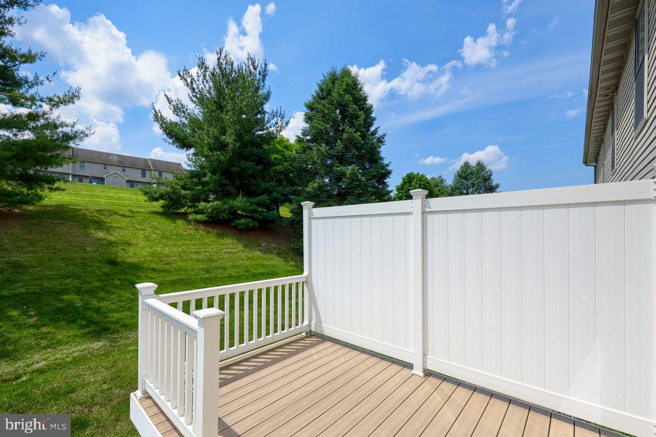 79 Jayme Drive York, PA 17402 - Photo 28 of 32