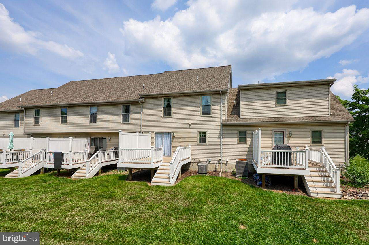 79 Jayme Drive York, PA 17402 - Photo 30 of 32