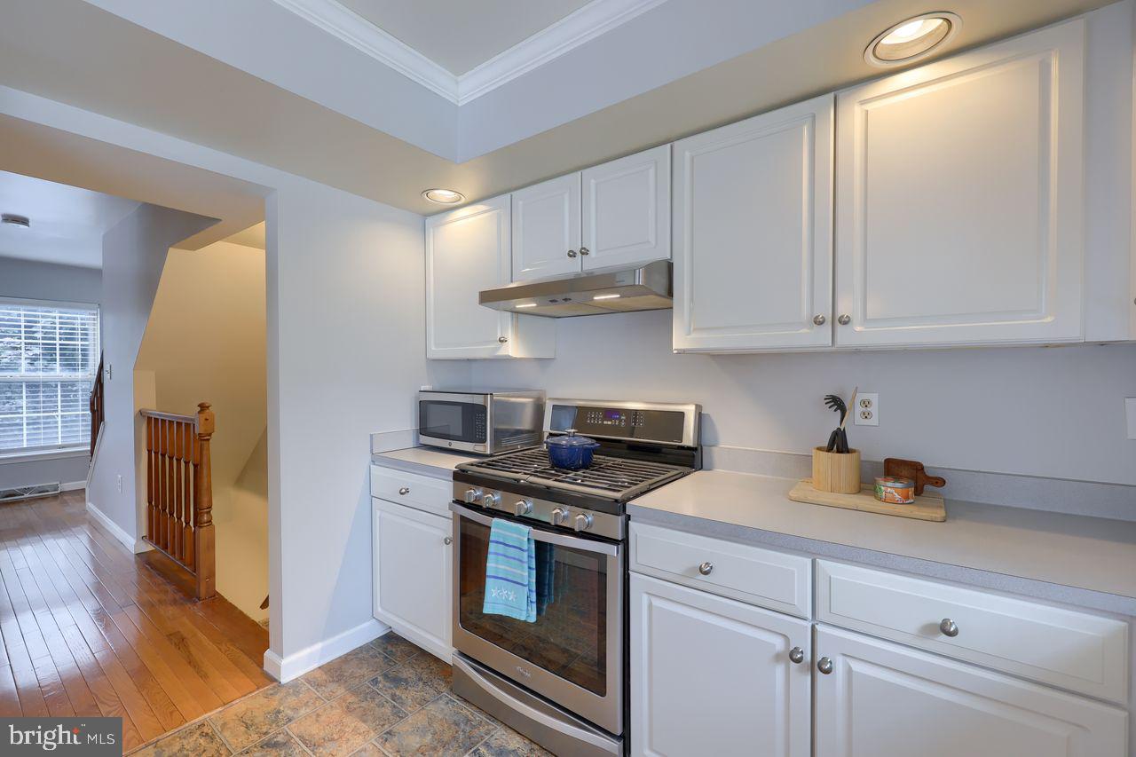 79 Jayme Drive York, PA 17402 - Photo 9 of 32