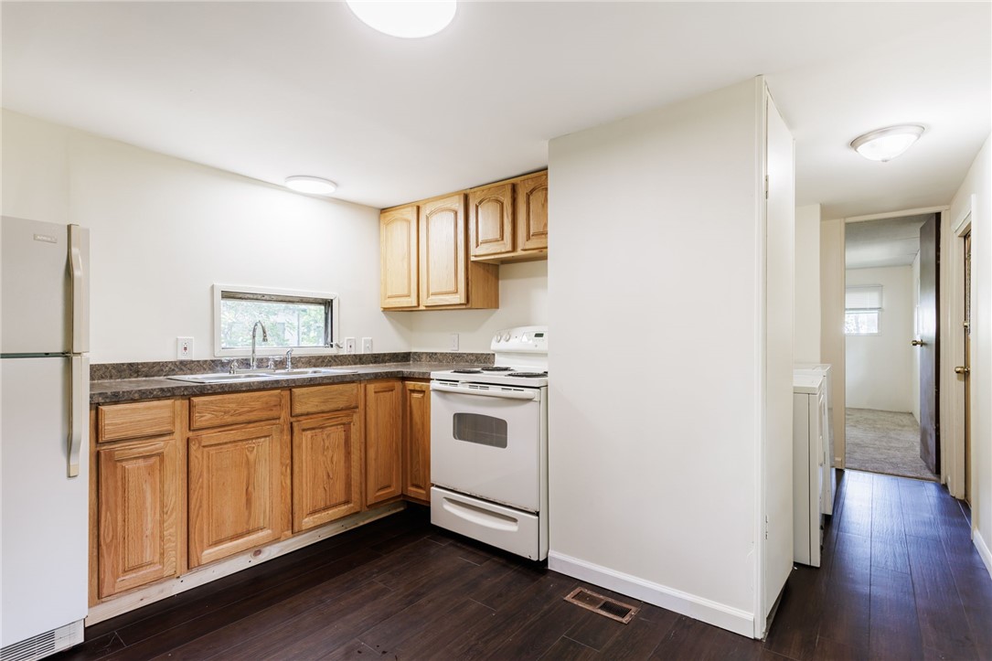 56 Wayside Drive Penfield, NY 14625 - Photo 8 of 22