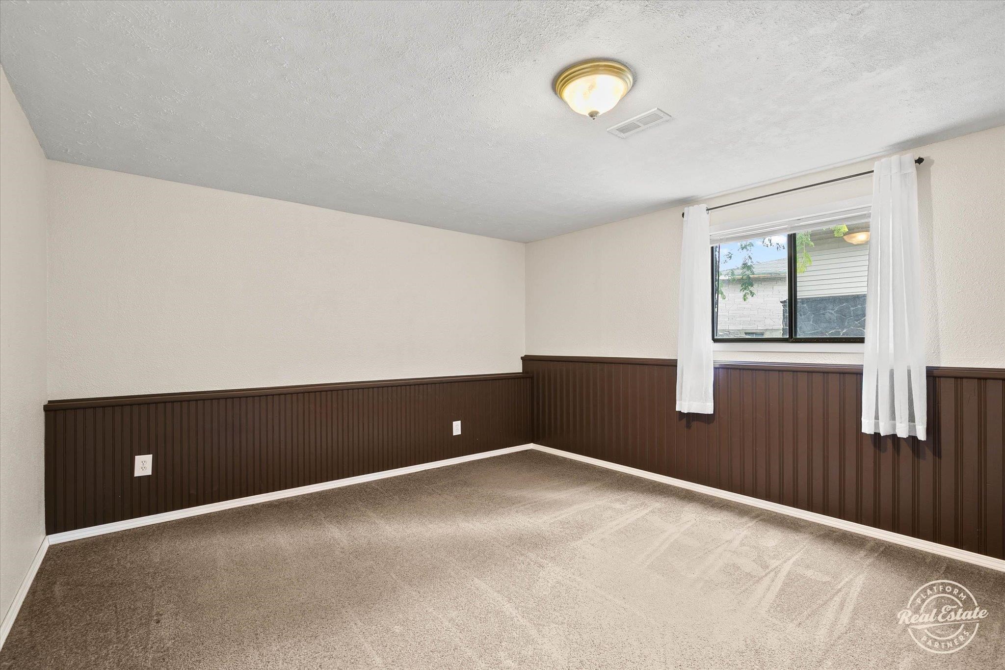 609 West Sierra Way Spokane, WA 99208 - Photo 12 of 31