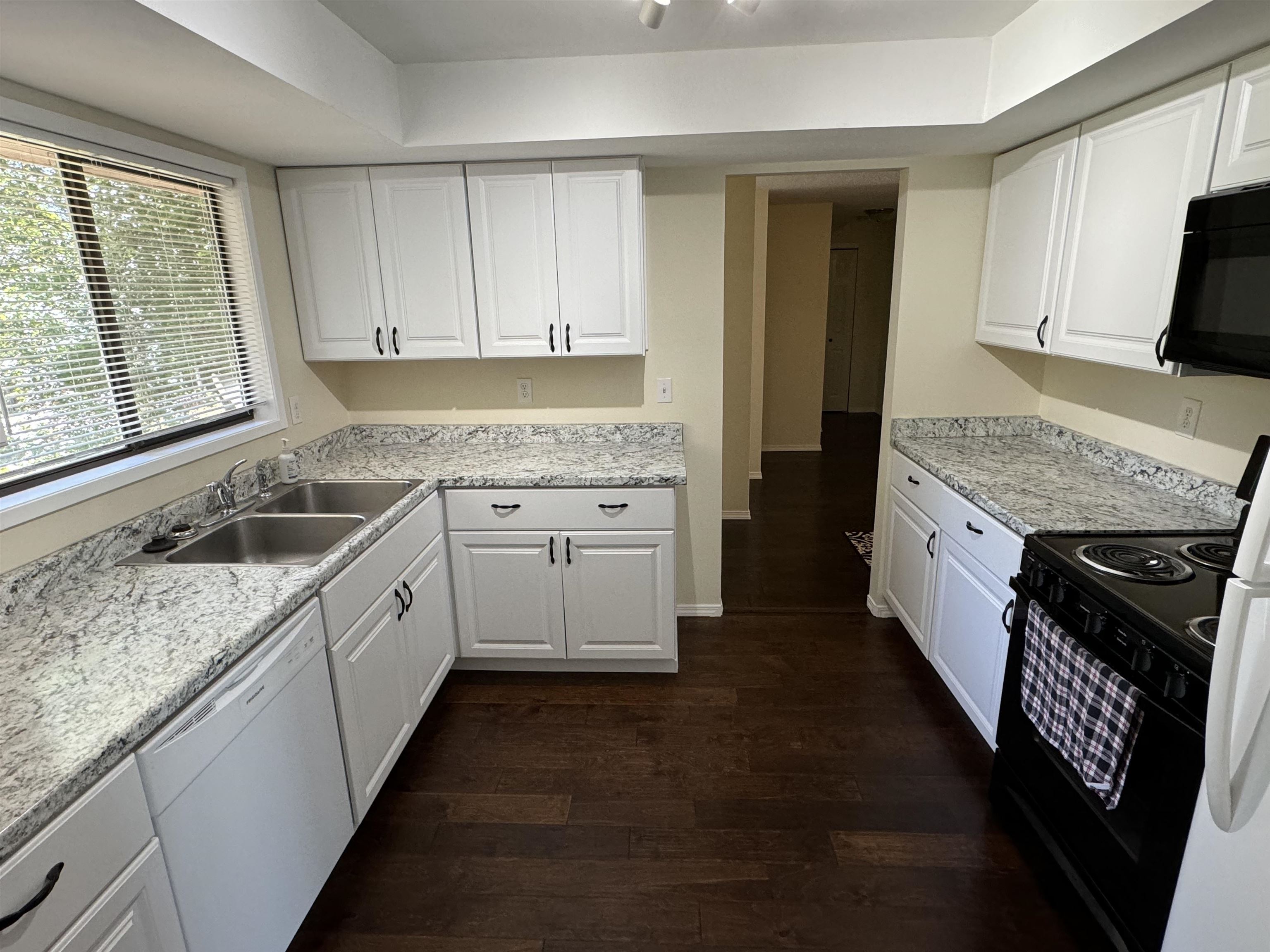 609 West Sierra Way Spokane, WA 99208 - Photo 21 of 31