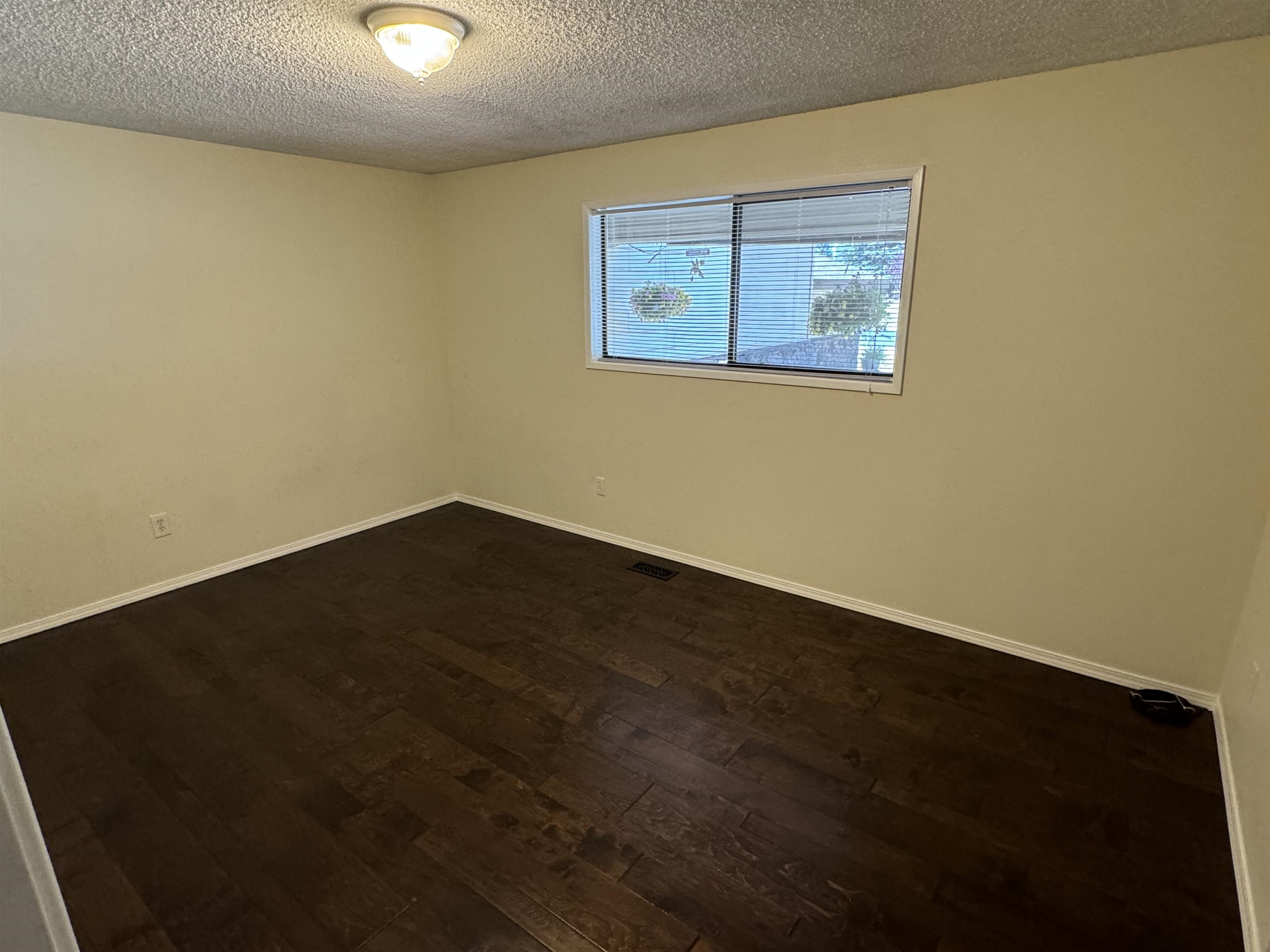 609 West Sierra Way Spokane, WA 99208 - Photo 23 of 31