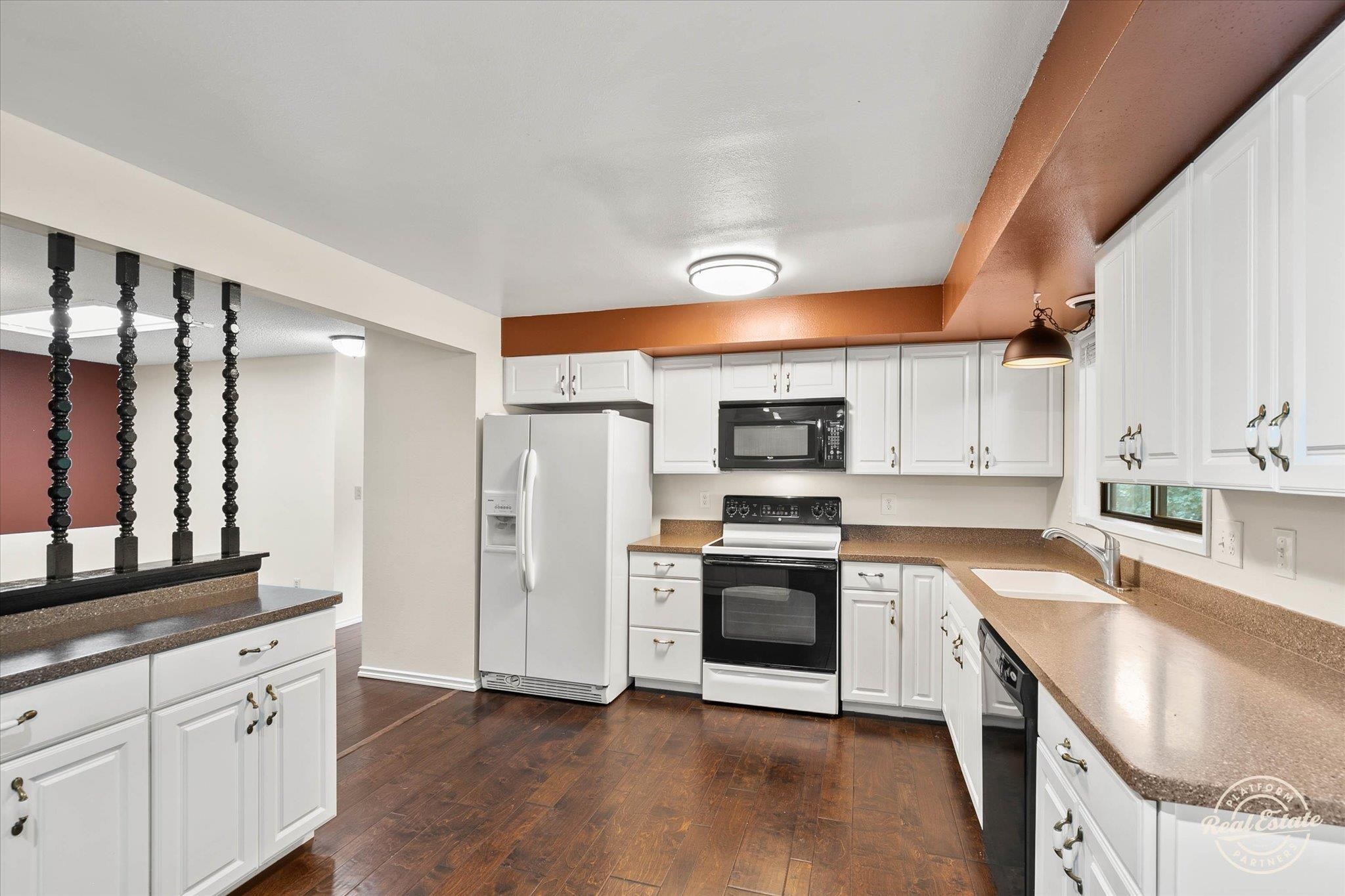 609 West Sierra Way Spokane, WA 99208 - Photo 4 of 31