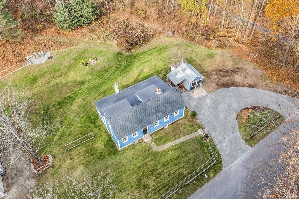 91 Gilchrest Street Lunenburg, MA 01462 - Photo 4 of 38