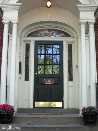 2514 41st Street Northwest, Unit 4 Washington, DC 20007 - Photo 2 of 2 Entrance / Foyer