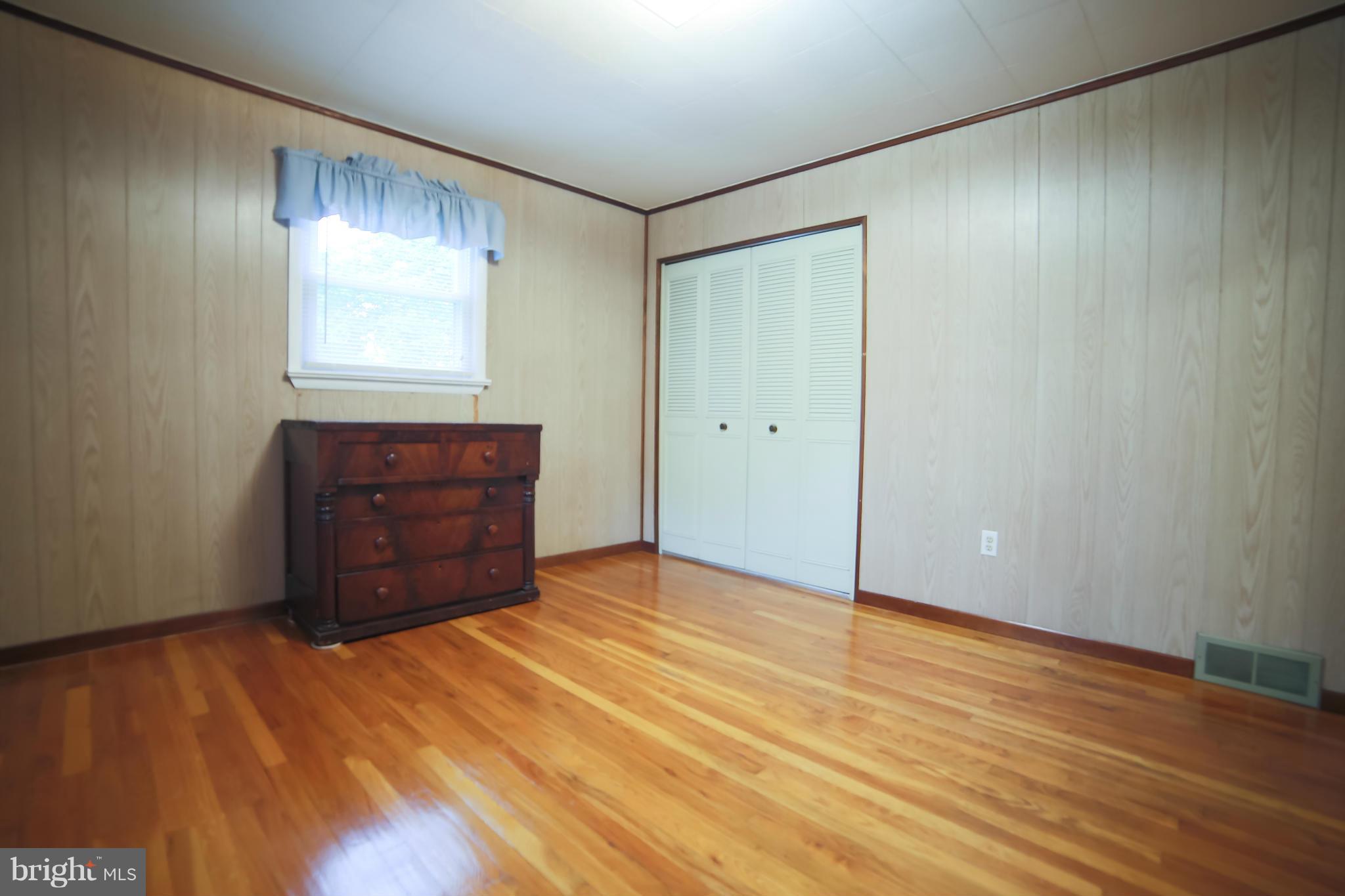 6911 Yale Road Baltimore, MD 21220 - Photo 17 of 23 Interior (General) 9