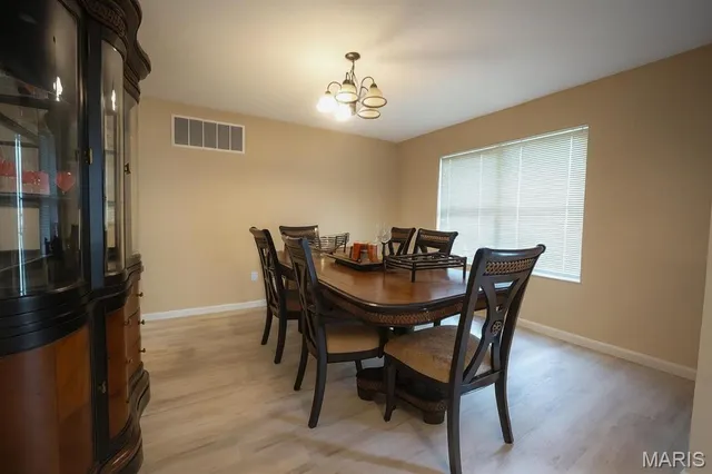 $320,000 | 984 Northwestern Avenue, Fairview Heights, IL 62208