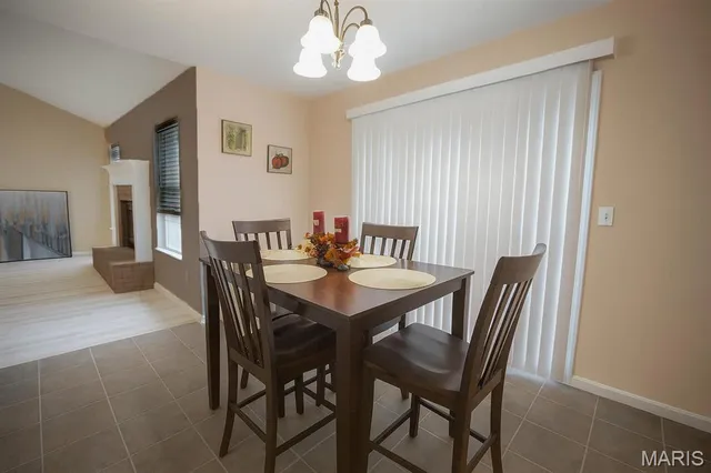 $320,000 | 984 Northwestern Avenue, Fairview Heights, IL 62208