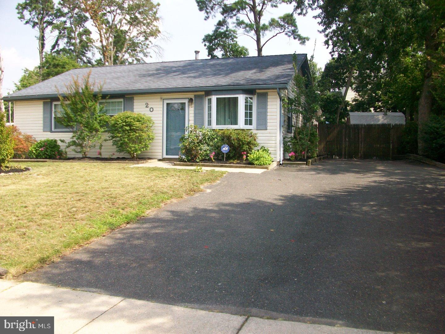 20 Ray Smith Road Sicklerville, NJ 08081 - Photo 1 of 19 Exterior Front