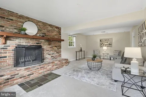 $650,000 | 13111 Orleans Street, Woodbridge, VA 22192