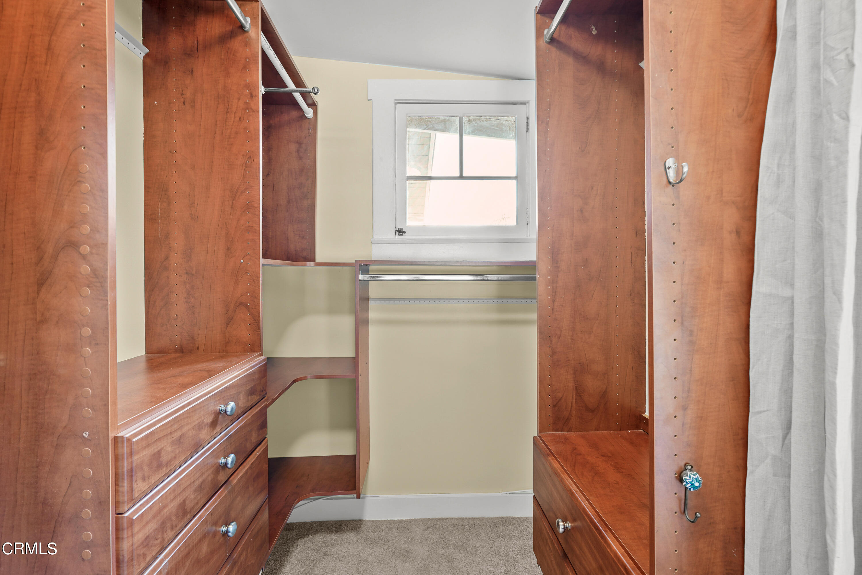 577 East Woodbury Road Altadena, CA 91001 - Photo 46 of 60 577 E Woodbury Rd_LA360VR-40