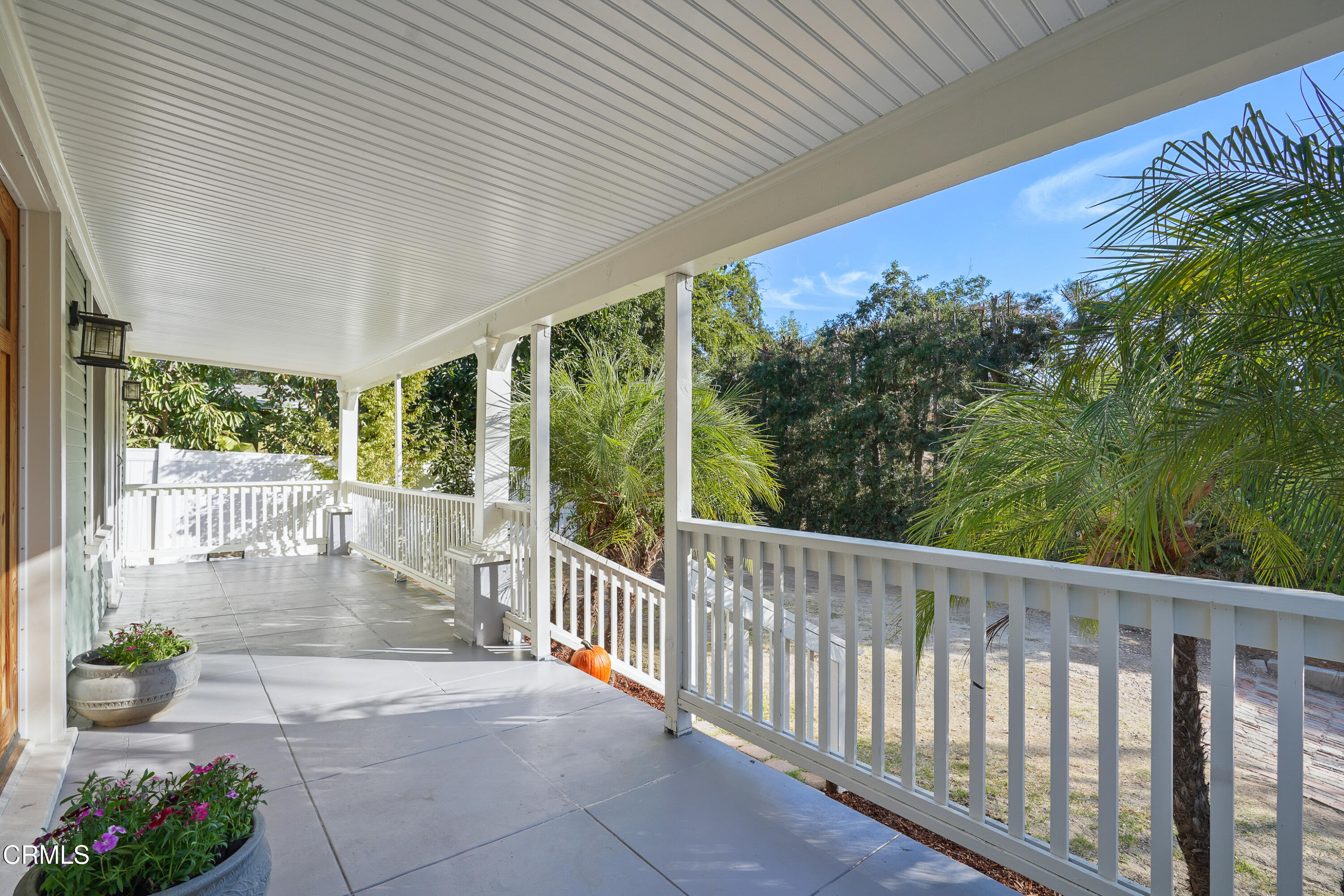 577 East Woodbury Road Altadena, CA 91001 - Photo 5 of 60 577 E Woodbury Rd_LA360VR-6