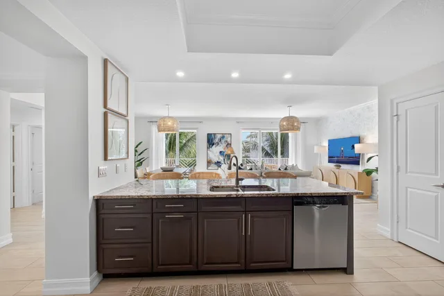 $1,165,000 | 833 Bay Colony Drive South, Juno Beach, FL 33408