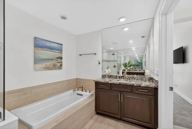 $1,165,000 | 833 Bay Colony Drive South, Juno Beach, FL 33408