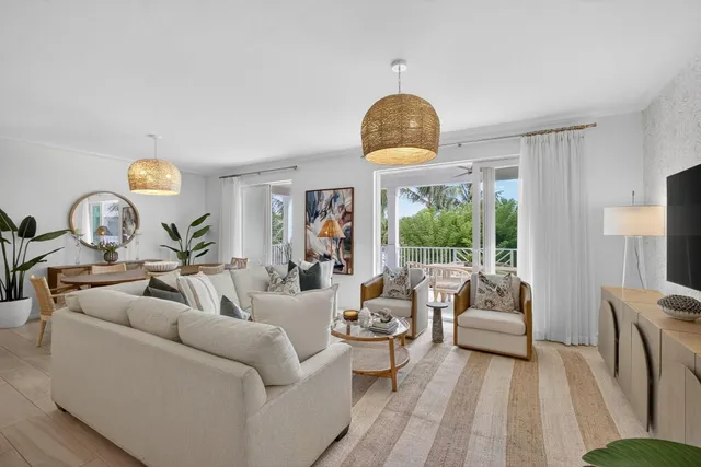 $1,165,000 | 833 Bay Colony Drive South, Juno Beach, FL 33408