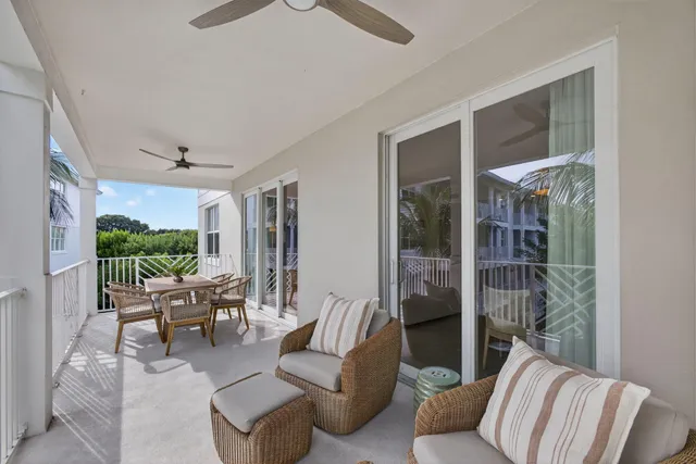 $1,165,000 | 833 Bay Colony Drive South, Juno Beach, FL 33408