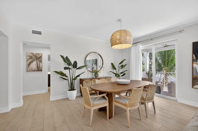 $1,165,000 | 833 Bay Colony Drive South, Juno Beach, FL 33408