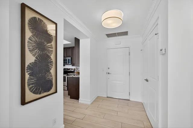 $1,165,000 | 833 Bay Colony Drive South, Juno Beach, FL 33408