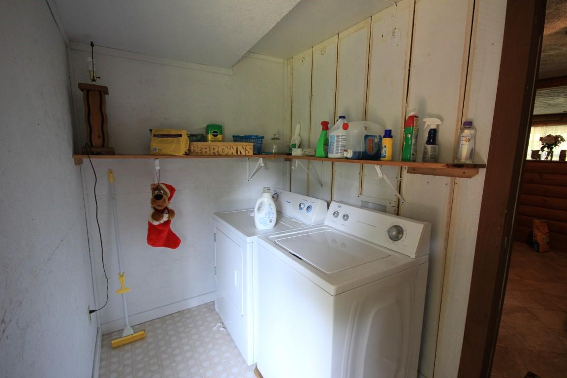 1134 Kings Hill Road, Unit 25 Spring City, TN 37381 - Photo 13 of 26 LAUNDRY ROOM VIEW 2 (Medium)