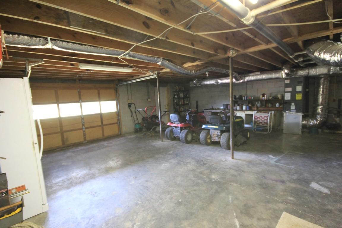 1134 Kings Hill Road, Unit 25 Spring City, TN 37381 - Photo 25 of 26 GARAGE VIEW 3 (Medium)