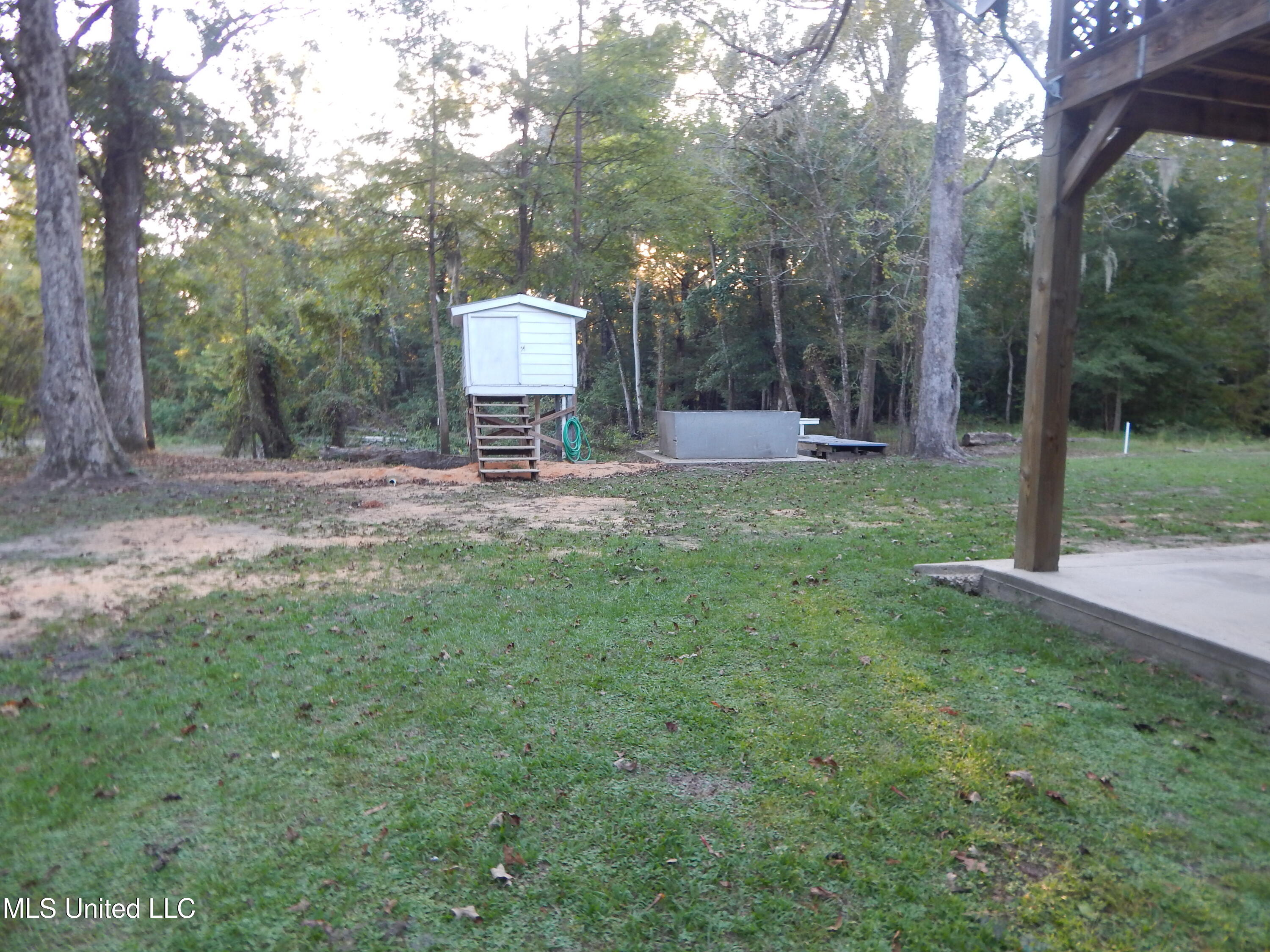 115 Hickory Lane Lucedale, MS 39452 - Photo 6 of 27 DSCN1608