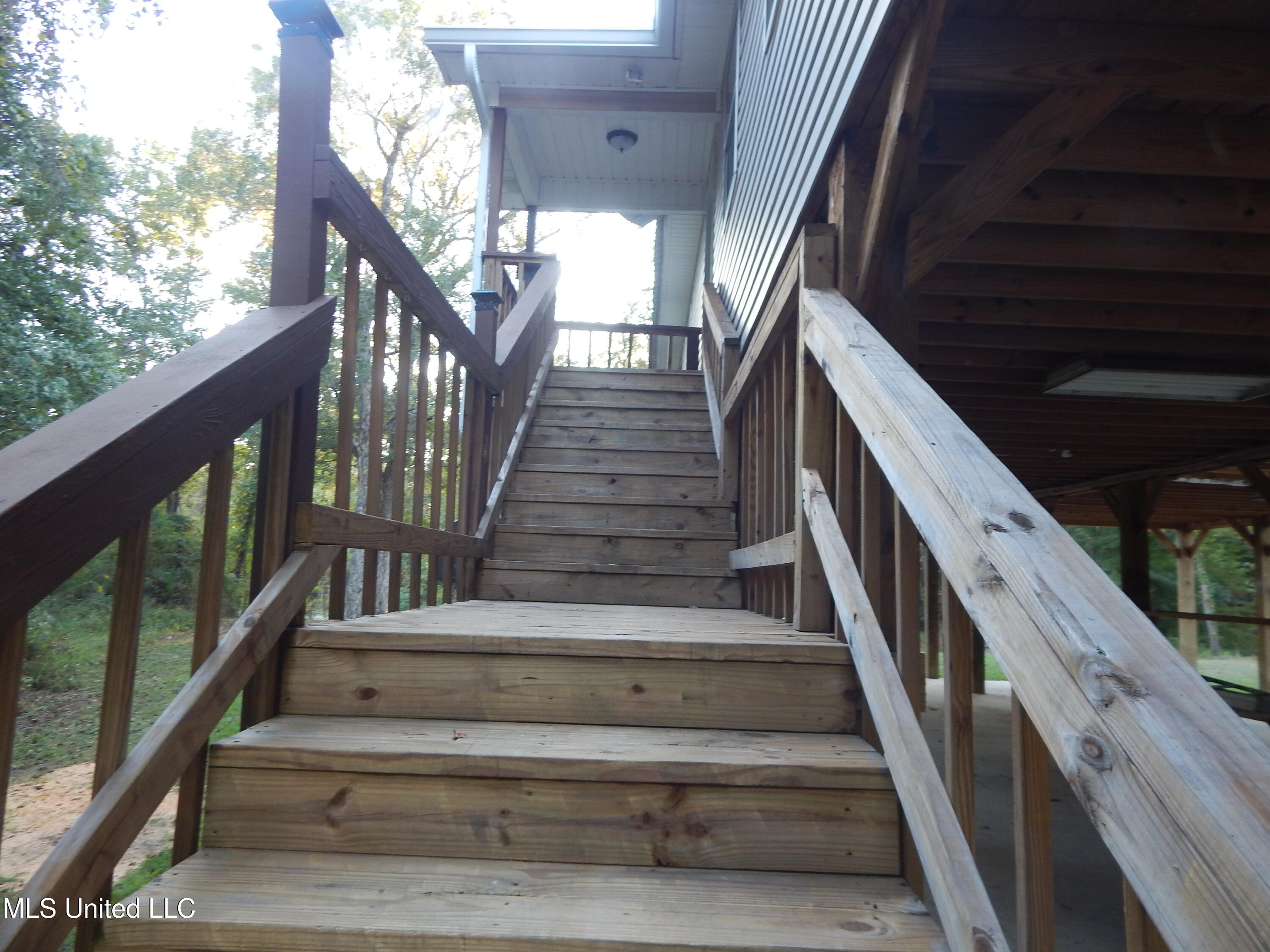 115 Hickory Lane Lucedale, MS 39452 - Photo 8 of 27 DSCN1610