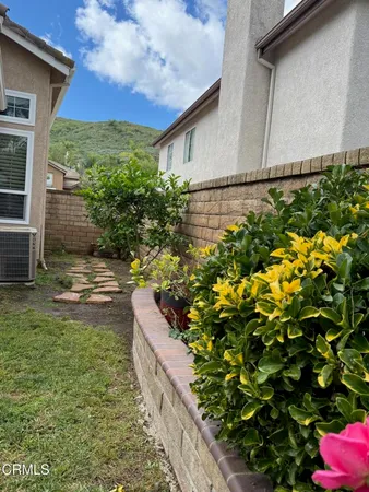 $1,250 | 5191 Carmento Drive, Oak Park, CA 91377