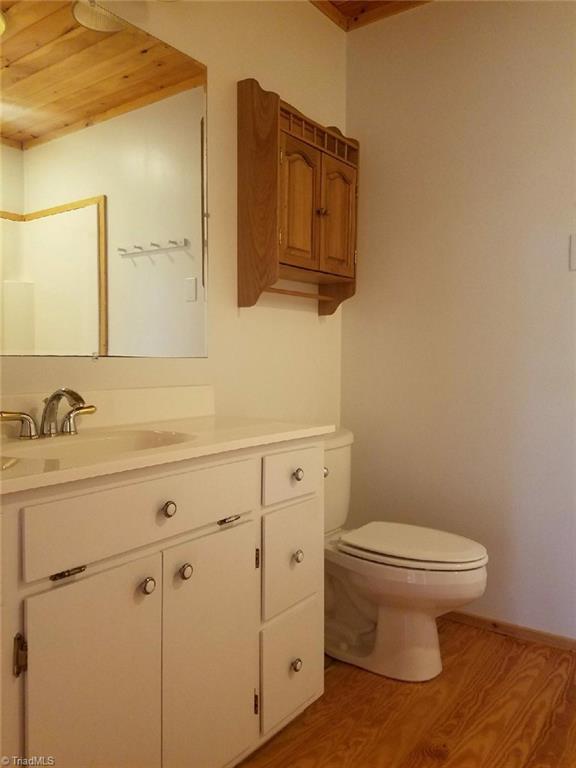 292 Doe Run Purlear, NC 28665 - Photo 12 of 29 Gallery Image 12
