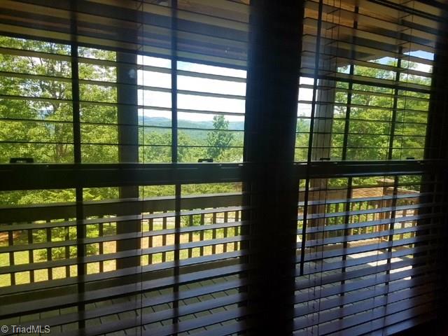 292 Doe Run Purlear, NC 28665 - Photo 7 of 29 Gallery Image 7