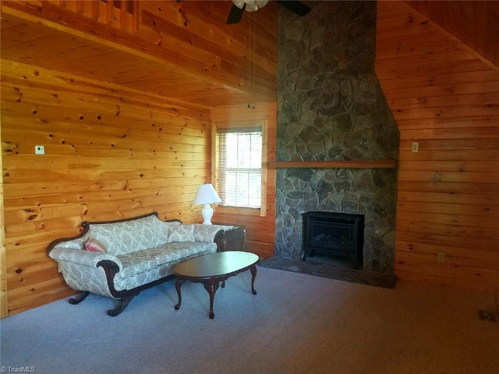 292 Doe Run Purlear, NC 28665 - Photo 9 of 29 Gallery Image 9