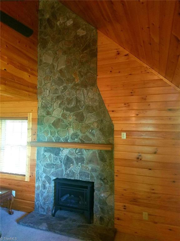 292 Doe Run Purlear, NC 28665 - Photo 10 of 29 Gallery Image 10