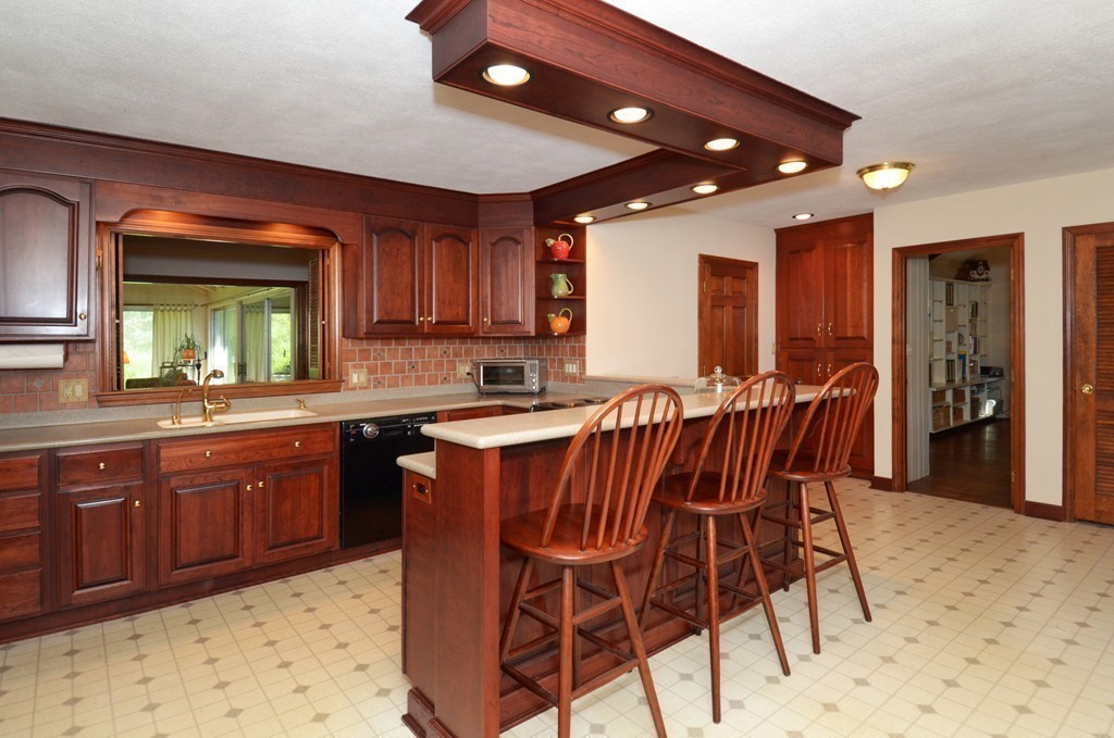9 Olde Farms Road Boxford, MA 01921 - Photo 3 of 26