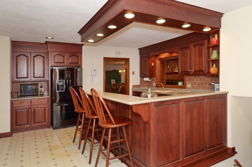 9 Olde Farms Road Boxford, MA 01921 - Photo 4 of 26
