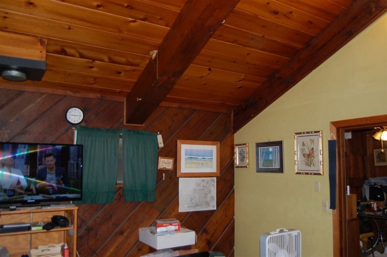 3273 North Three Mile Road Traverse City, MI 49686 - Photo 19 of 21 1839213-18.JPG