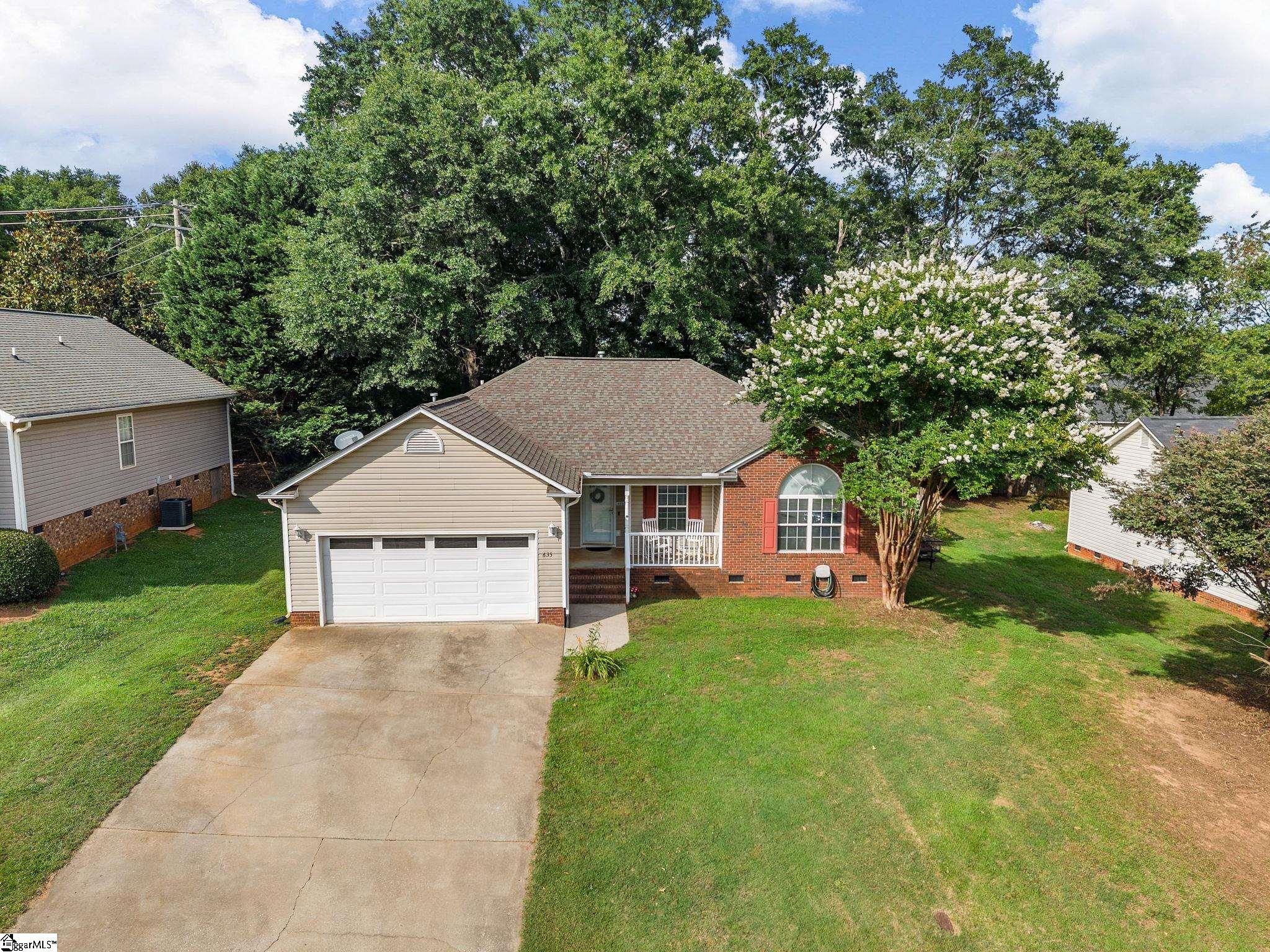 635 Shadow Dance Lane Boiling Springs, SC 29316 - Photo 33 of 35
