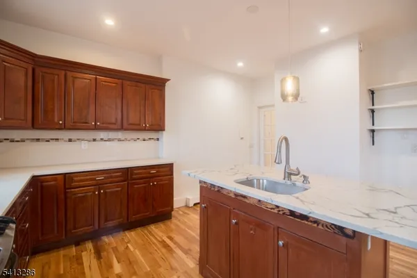 $3,100 | 74 Burnett Avenue, Unit 1, Maplewood, NJ 07040