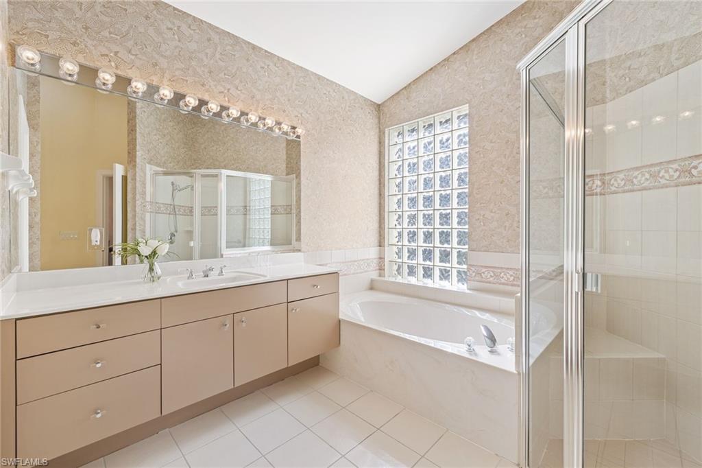 155 San Rafael Lane Naples, FL 34119 - Photo 18 of 35 Gallery Image 18