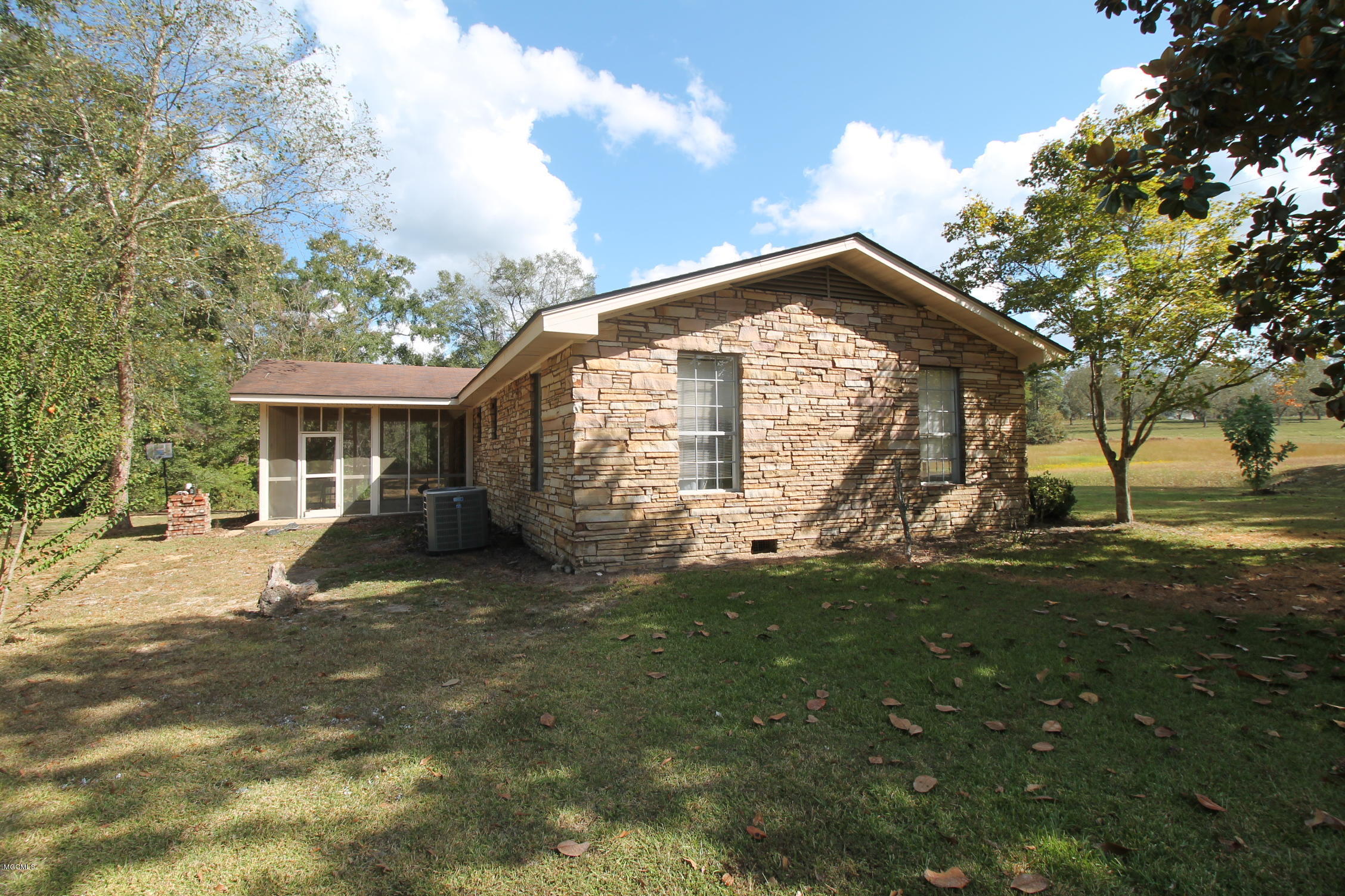 118 Pope Road Richton, MS 39476 - Photo 25 of 36 24