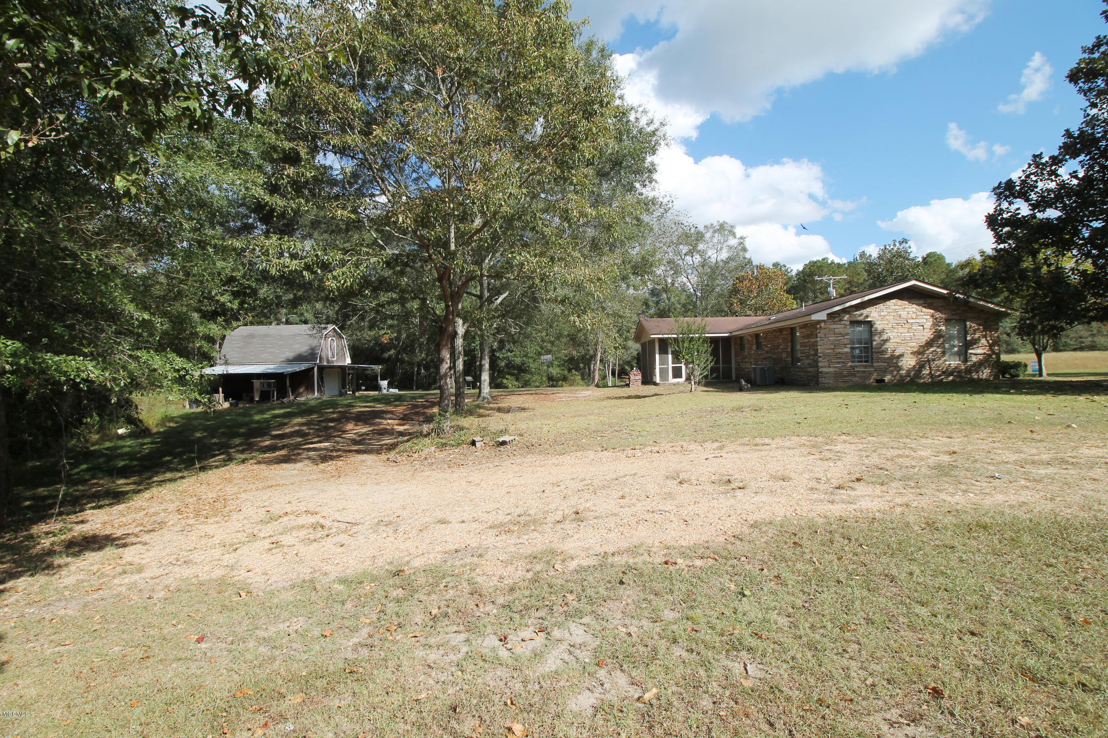 118 Pope Road Richton, MS 39476 - Photo 33 of 36 32