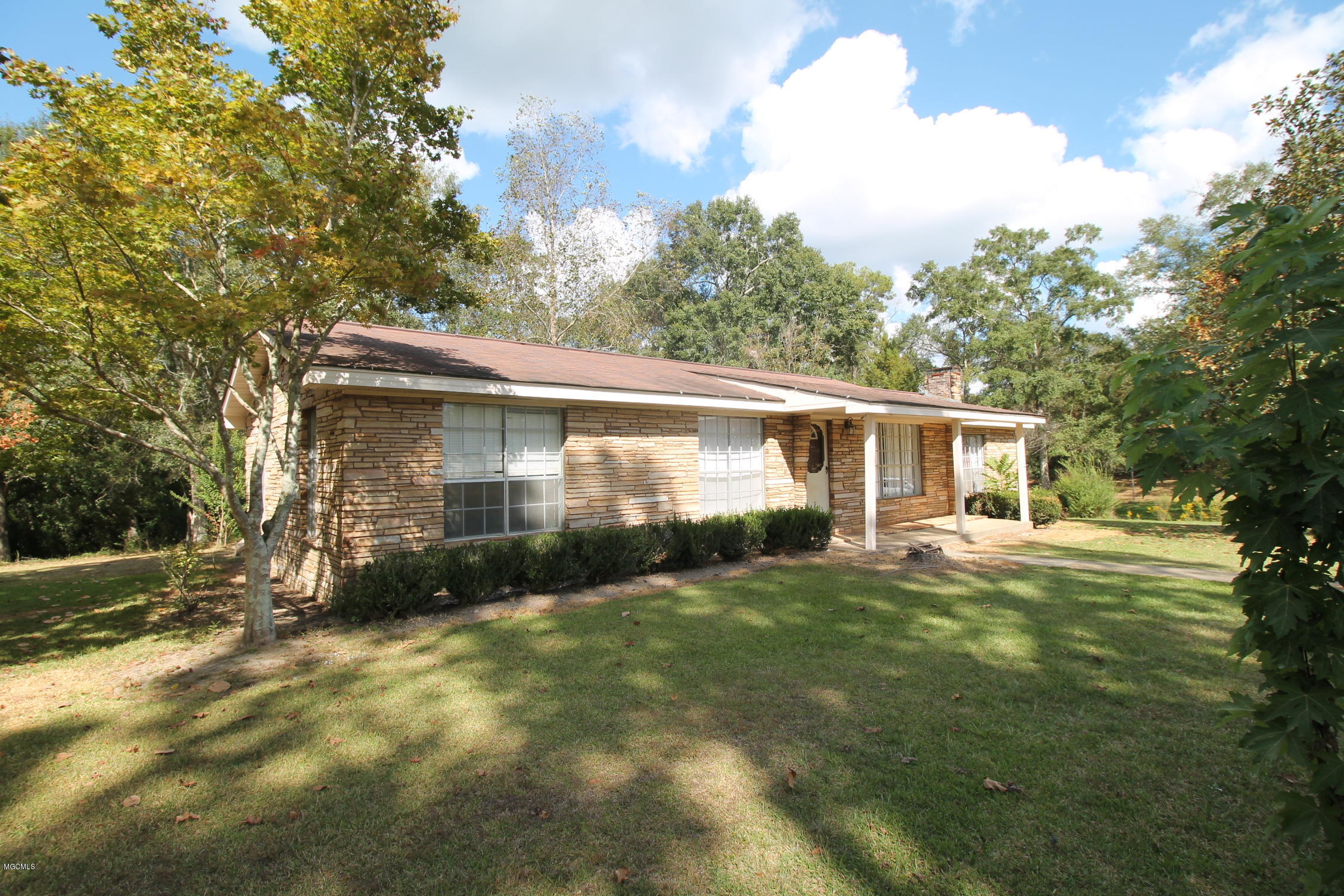 118 Pope Road Richton, MS 39476 - Photo 4 of 36 3