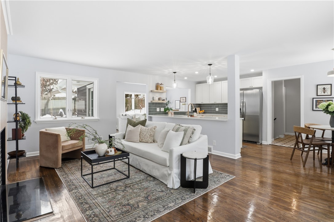 39 Scotch Lane Irondequoit, NY 14617 - Photo 7 of 43