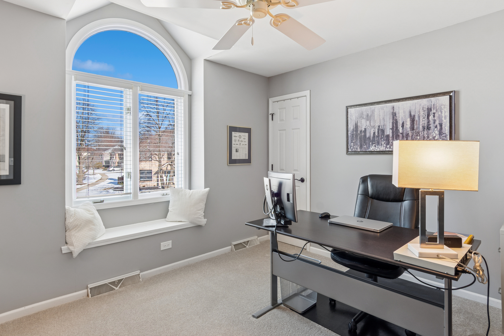 717 Clarendon Lane Aurora, IL 60504 - Photo 25 of 40