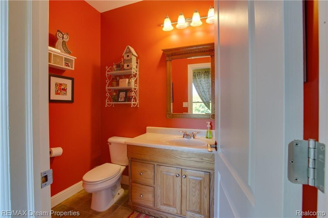 2795 East Jones Road Howell, MI 48855 - Photo 9 of 22 M10A7243_2795 E Jones Rd_.jpg