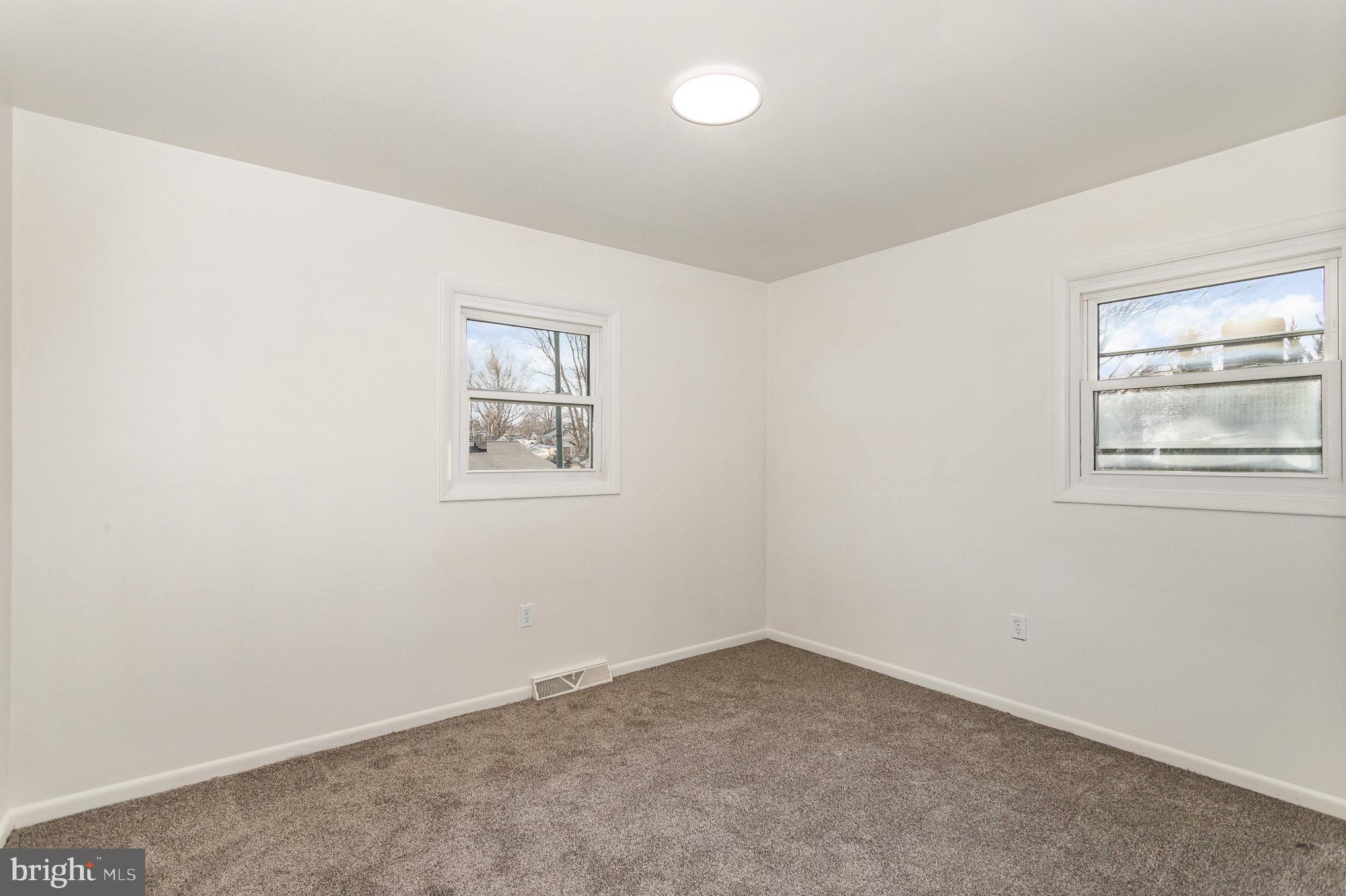 26 South Oak Street Lititz, PA 17543 - Photo 15 of 25 Gallery Image 15